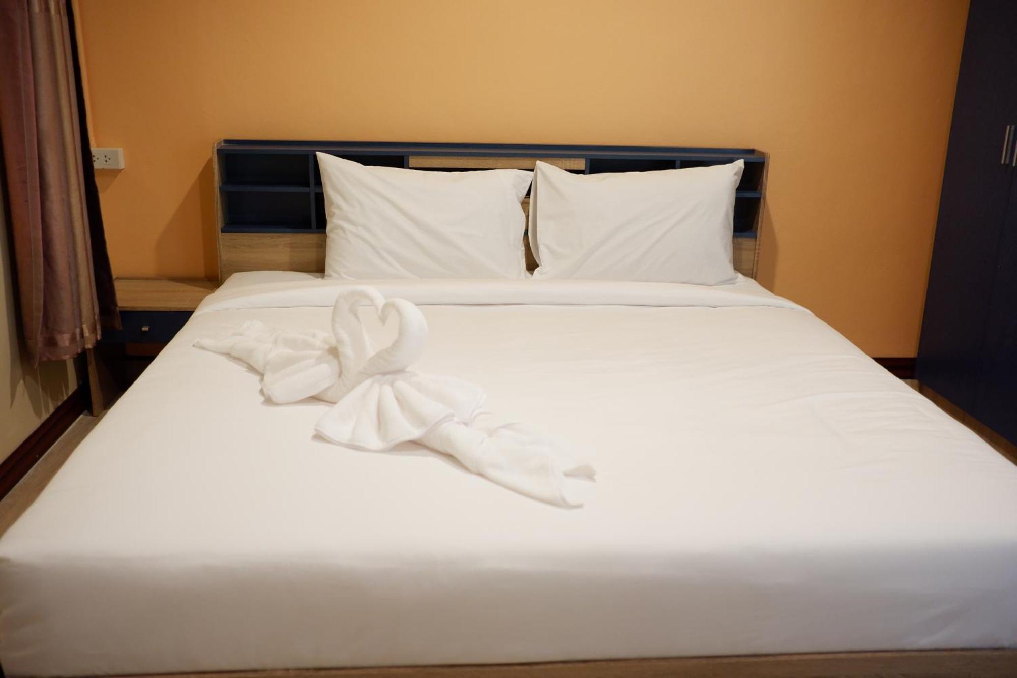 Supachai Inn Ban ba Ngan Zewnętrze zdjęcie